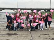 APRAMP, Fundacin Tringulo Extremadura y mujeres del programa CAL de FSG Badajoz se suman a la lucha contra el cncer de mama, comprometidos con la prevencin